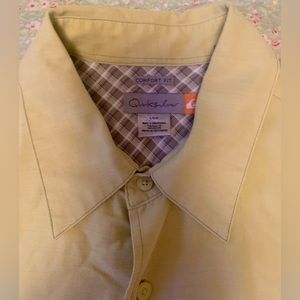 Quiksilver Light Greenish Yellow Short Sleeve Button Up Shirt L